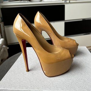 Christian Louboutin Nude Daffodil Pumps Peep Toe Patent Leather Platform 7